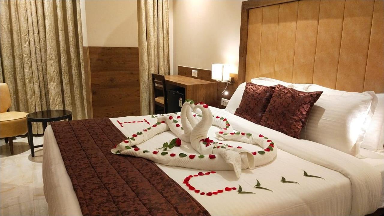 Hotel Suyog Residency Navi Mumbai Exterior photo