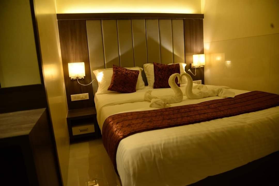 Hotel Suyog Residency Navi Mumbai Exterior photo